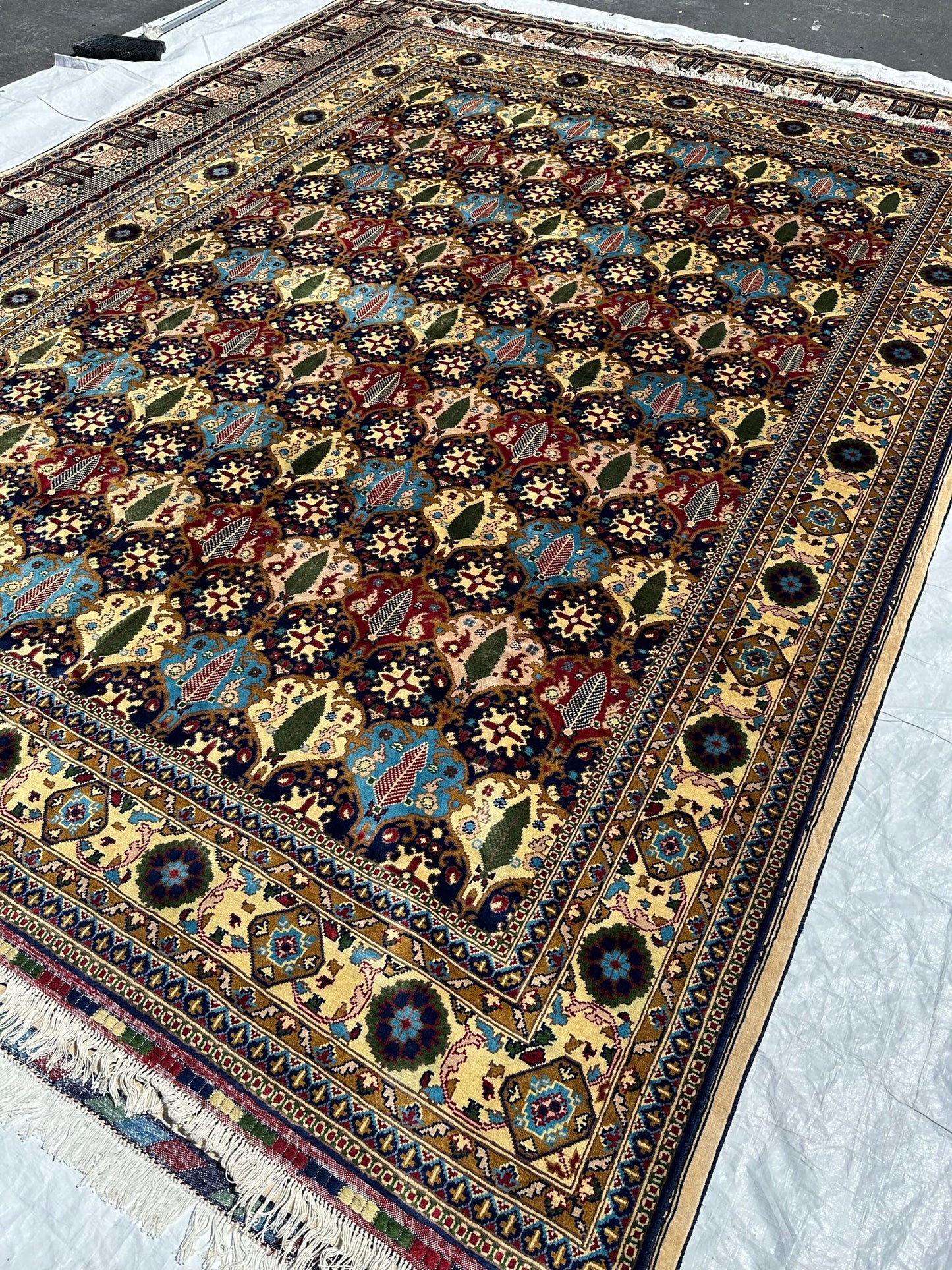 2.5m x 3.5m Afghani Handmade rug