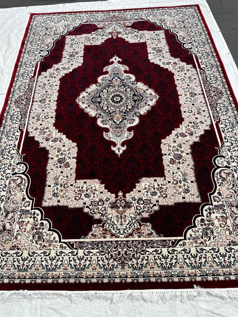 RED Persian Design Isfahan Carpet With Big Flower #3030