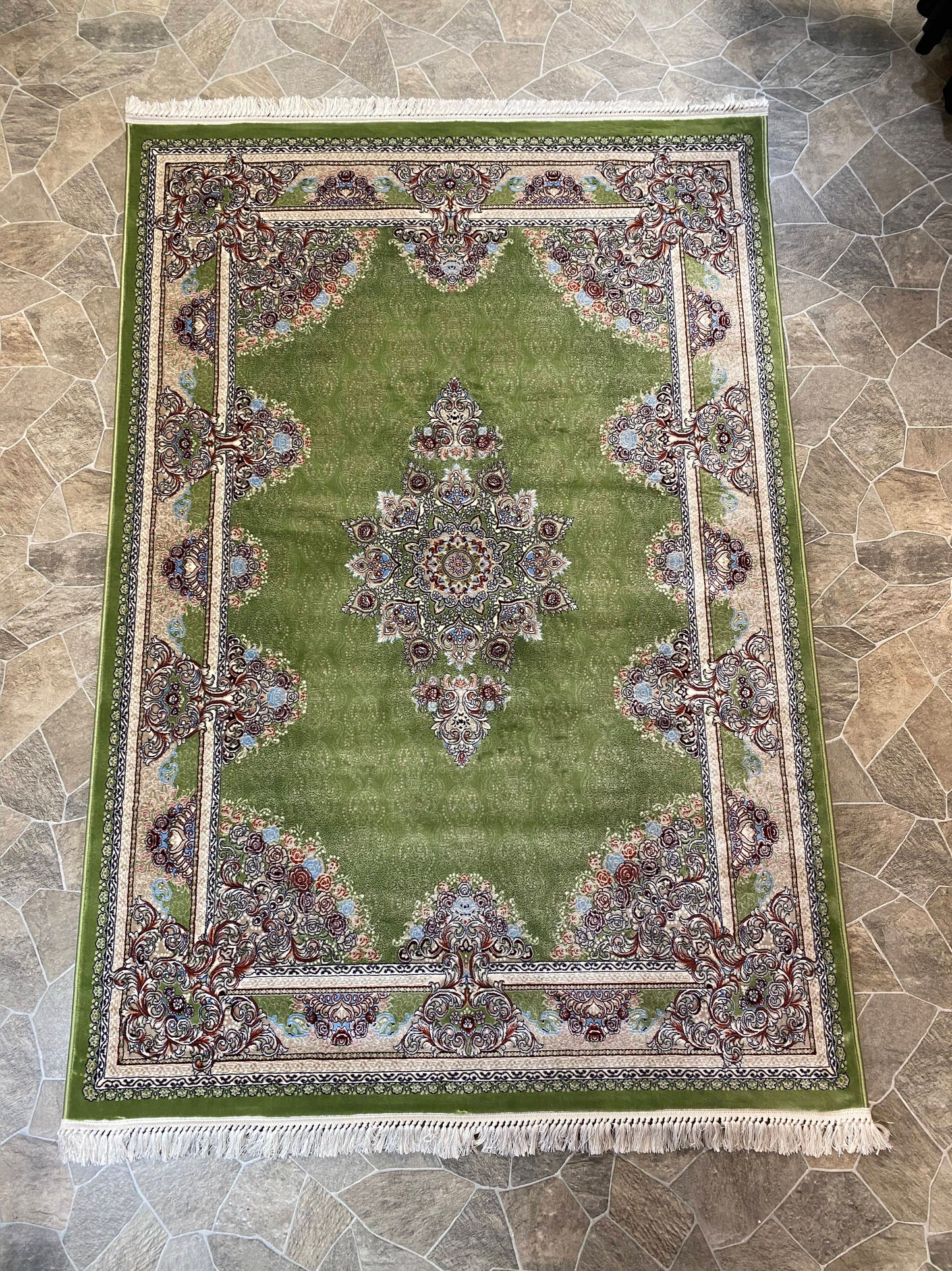 Green Isfahan Persian Design High Quality Machine Made Carpet #3002