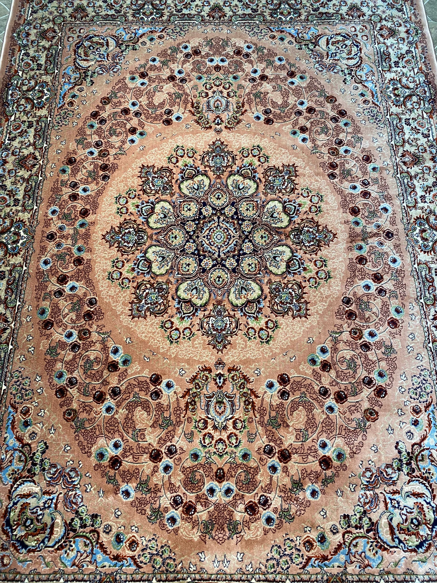 Light Pink Isfahan Persian Design High Quality Machine Made Carpet #3015