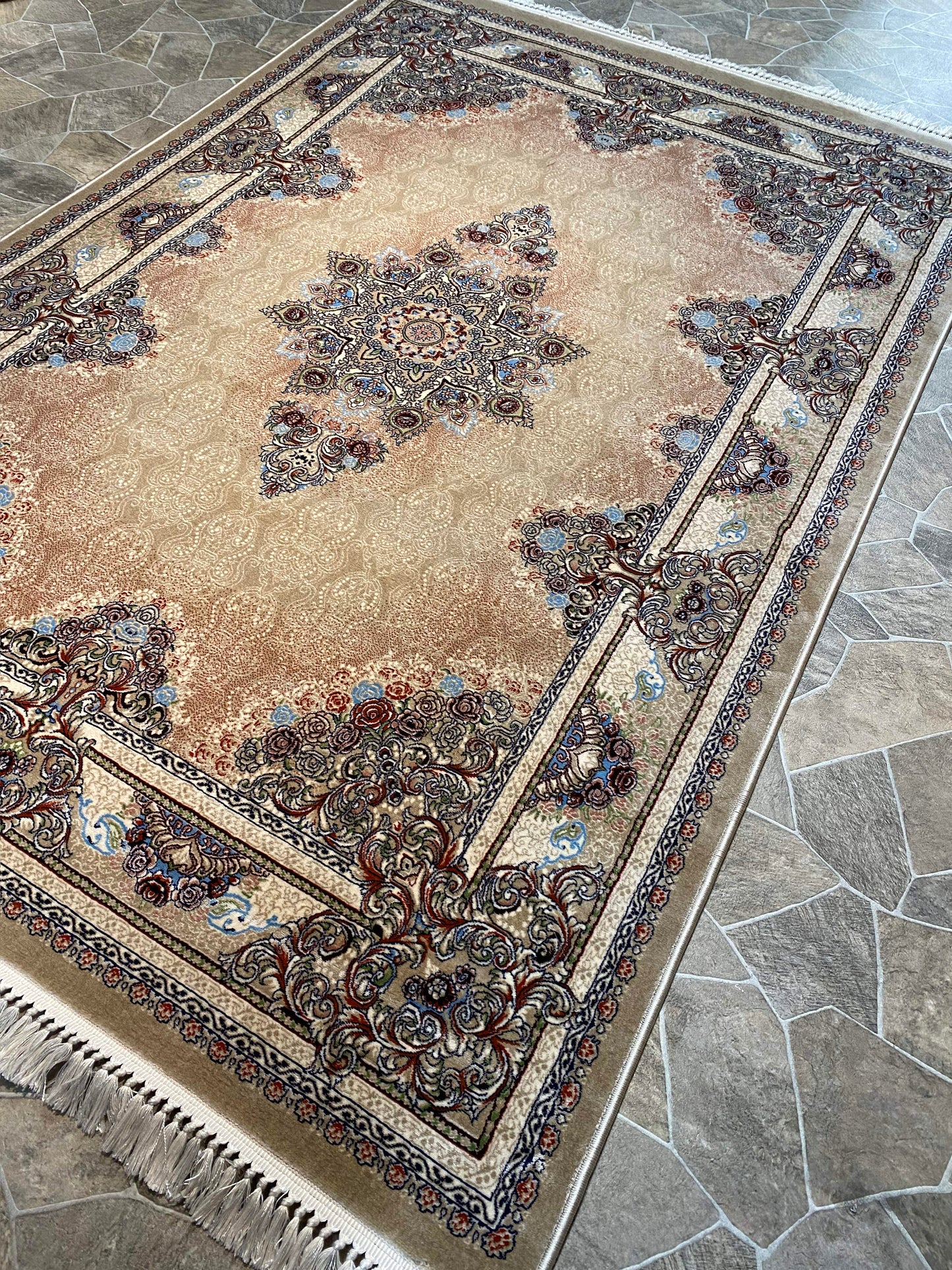 Beige Isfahan Persian Design High Quality Machine Made Carpet #3017