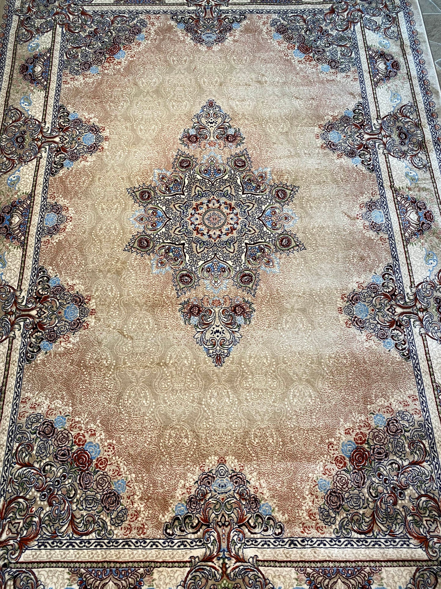 Beige Isfahan Persian Design High Quality Machine Made Carpet #3017