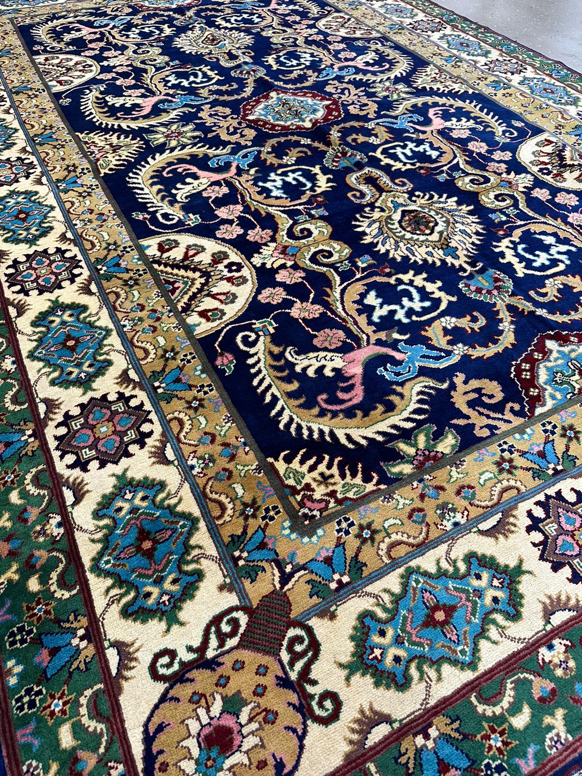 10' x 6'9'' Fine Afghan Handmade Wool Rug