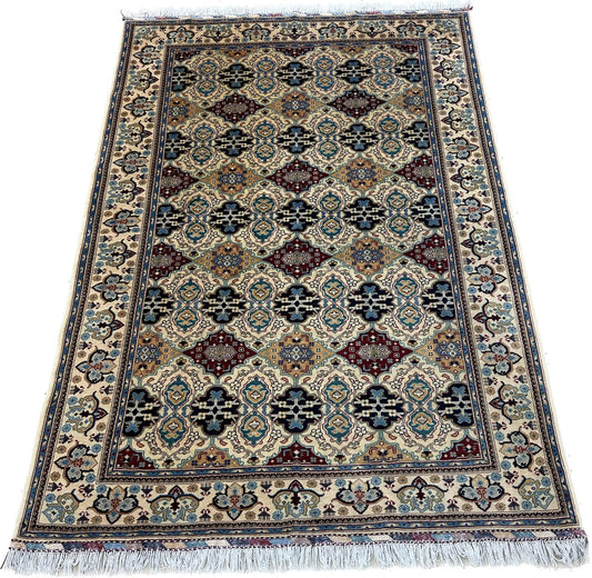 7'10'' x 5'7'' Fine Afghan Handmade Wool Rug