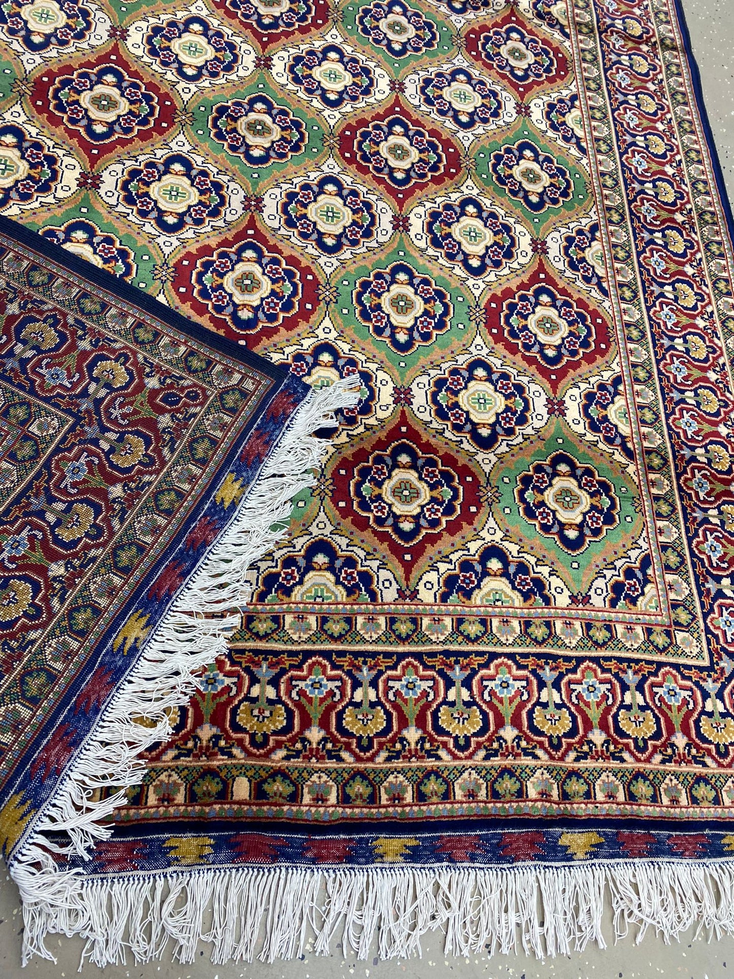 10'6.5'' x 6'5'' Fine Afghan Handmade Wool Rug