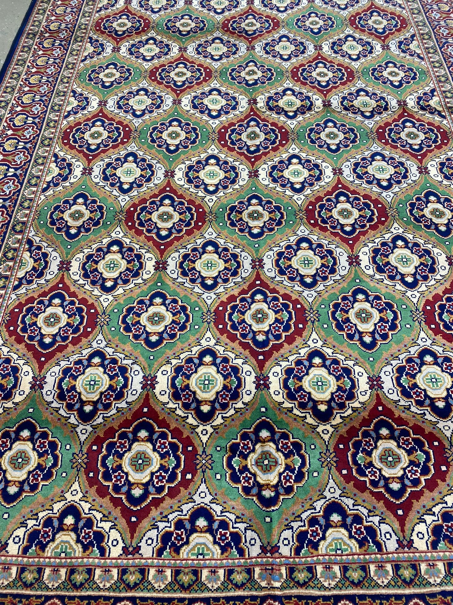 10'6.5'' x 6'5'' Fine Afghan Handmade Wool Rug