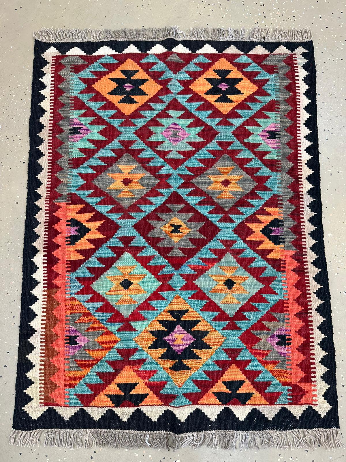 3'9.5'' x 2'10'' Afghan Kilim Handmade Rug