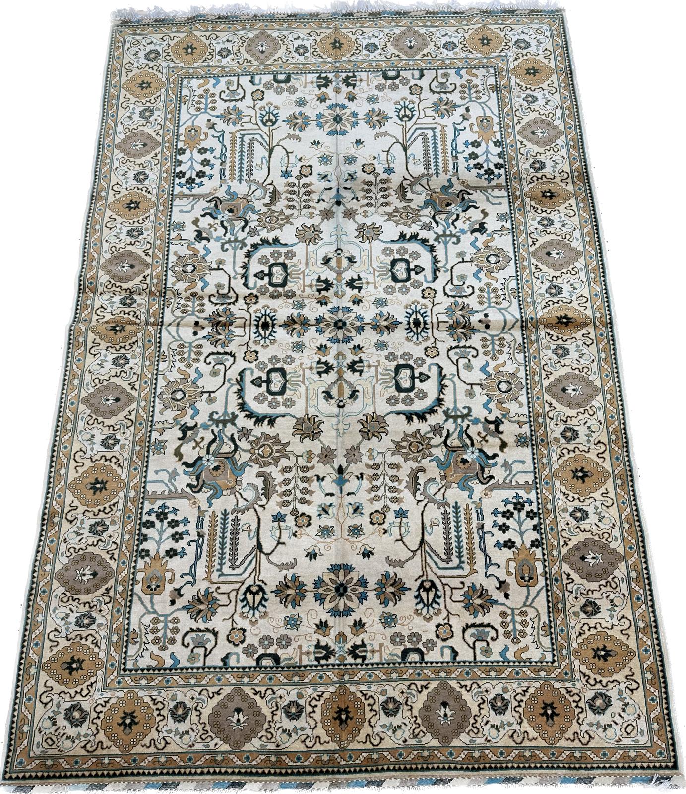 10' x 6' 8'' Fine Afghan Handmade Wool Rug