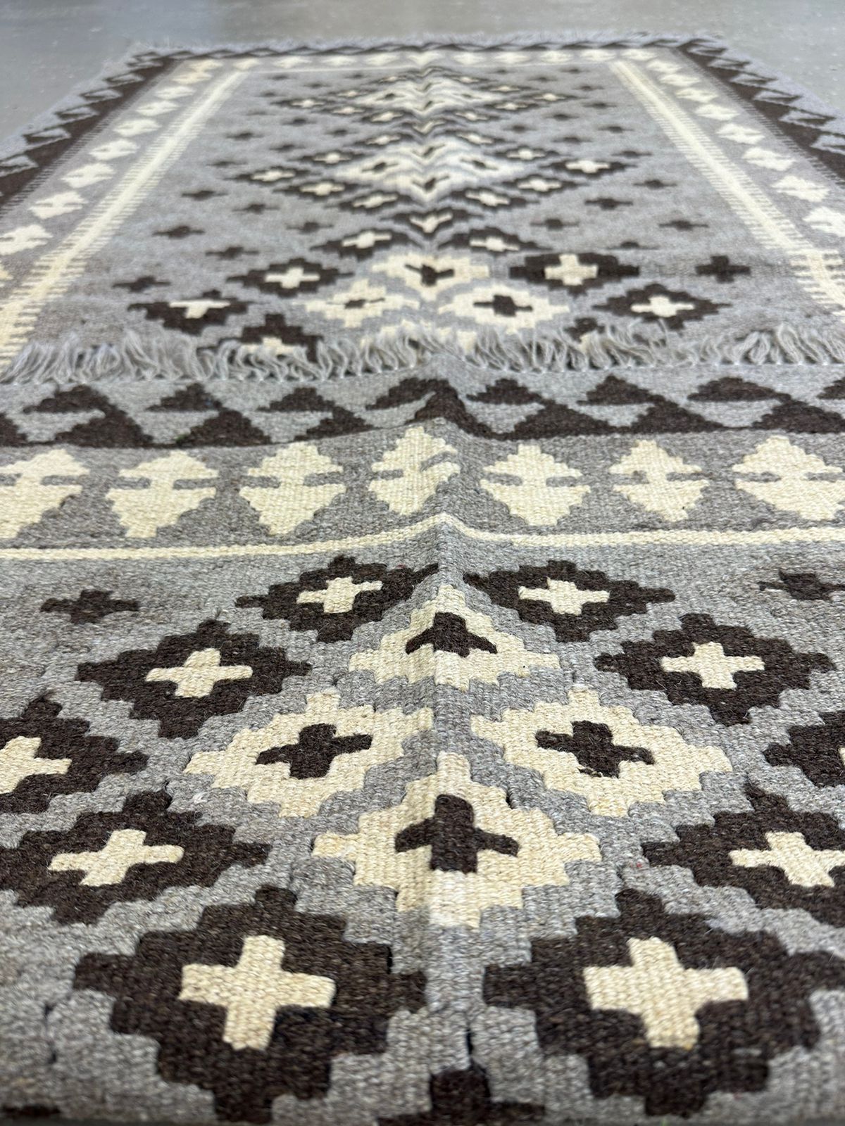 6'9'' x 3'5'' Afghan Kilim Handmade Rug