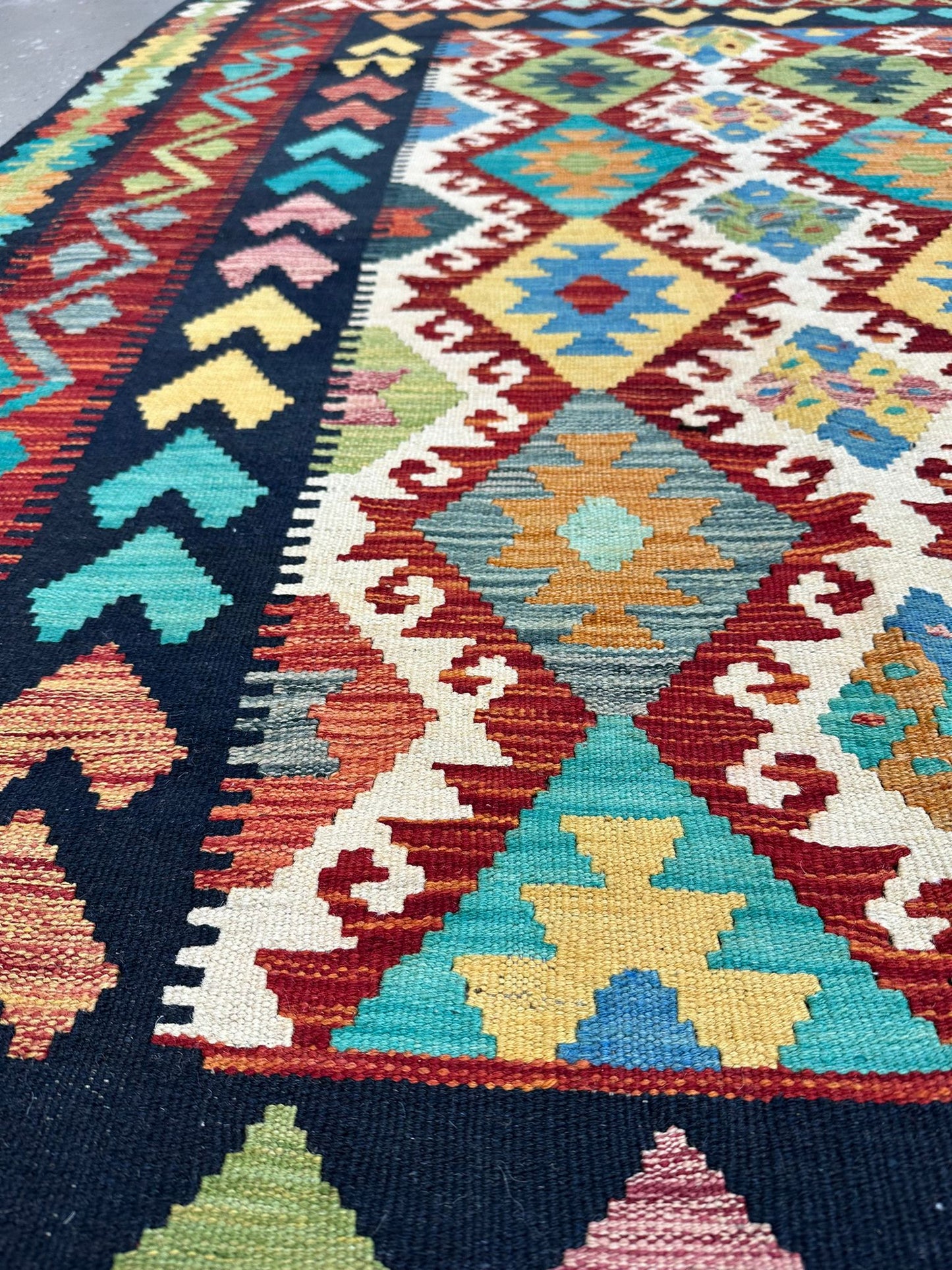 6'8.5'' x 5'1'' Afghan Kilim Handmade Rug